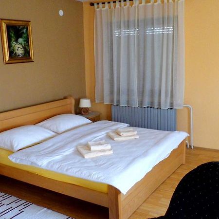 Apartmani Maraton Вуковар Екстер'єр фото