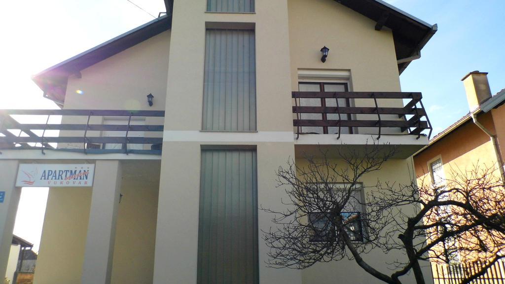 Apartmani Maraton Вуковар Екстер'єр фото