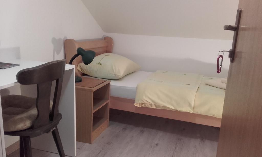 Apartmani Maraton Вуковар Екстер'єр фото