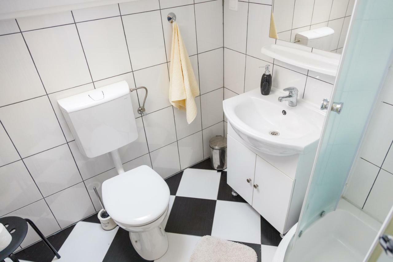 Apartmani Maraton Вуковар Екстер'єр фото