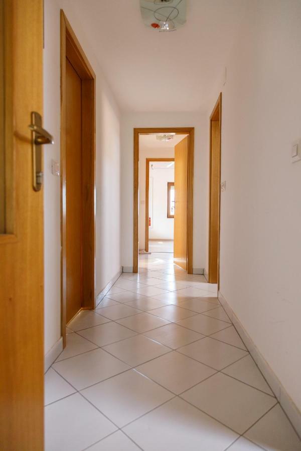 Apartmani Maraton Вуковар Екстер'єр фото