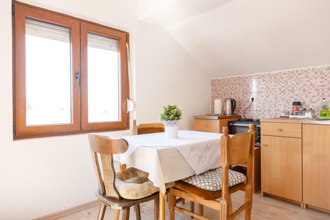 Apartmani Maraton Вуковар Екстер'єр фото